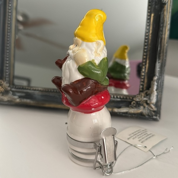Set Gnomes Porcelain Container Art Decor NWT (2) - Picture 5 of 10